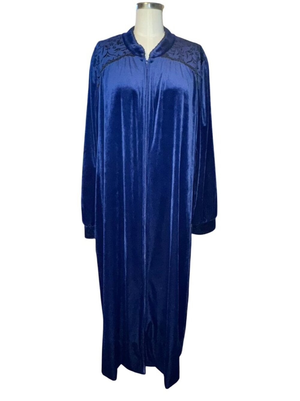 Delicates Vintage Navy Blue Embroidered Detail Full-Zip Long Robe